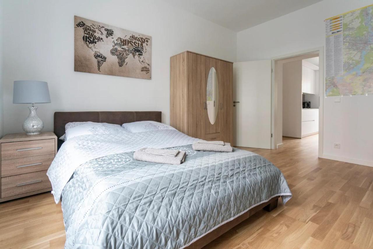 A Stylish Apartment In The Center Of True Berlin Berlim Exterior foto