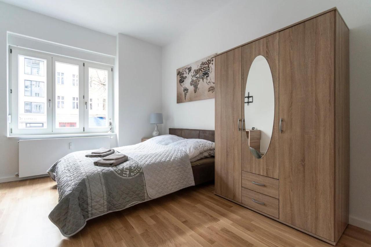 A Stylish Apartment In The Center Of True Berlin Berlim Exterior foto